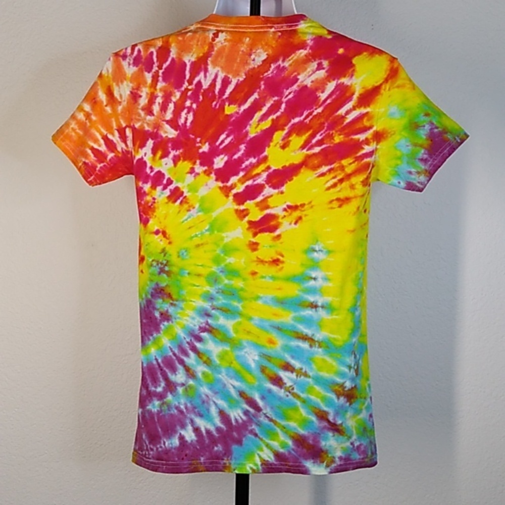 New Small Vibrant Tie Dye T-Shirt - Picture 3 of 4
